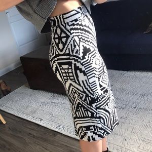 Funky 💋 pencil skirt!